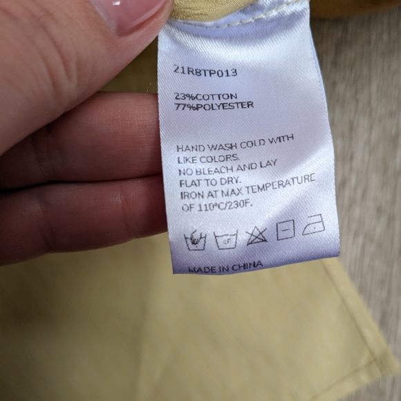 Nap Fantastic Curved Hem Blouse Pastel Butter Yellow Size Large - Picture 12 of 16